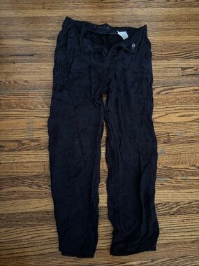 Black women’s Lightweight Linen-Blend Pants